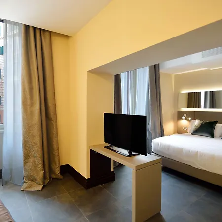Hotel Quirinale Luxury Rome