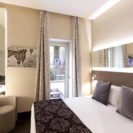 Quirinale Luxury Hotel 3*