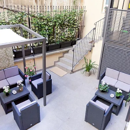 Quirinale Luxury Hotel 3*