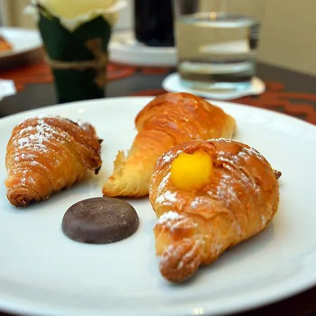 Quirinale Luxury Hotel