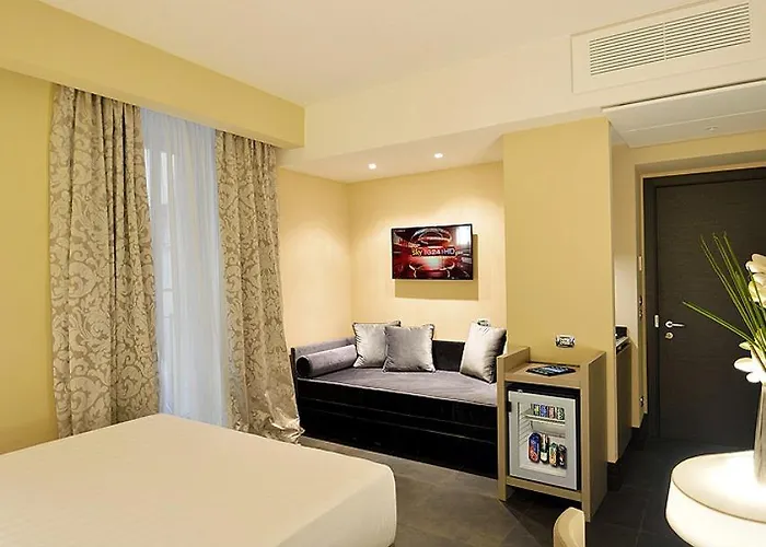 Hotel Quirinale Luxury 3*