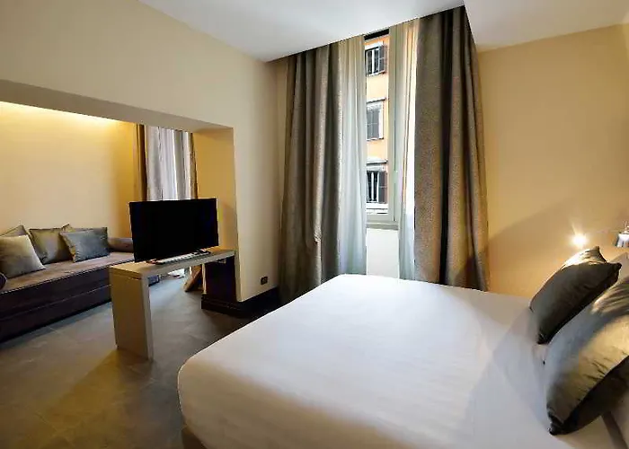 Quirinale Luxury Hotel 3*